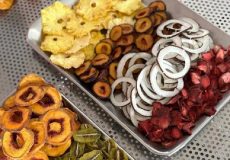 چرا میوه خشک گران است